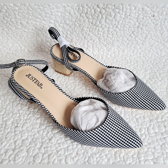 Women's Justfab Black and White Plaid Small Heel Point Toe Block Heel - Picture 2 of 10
